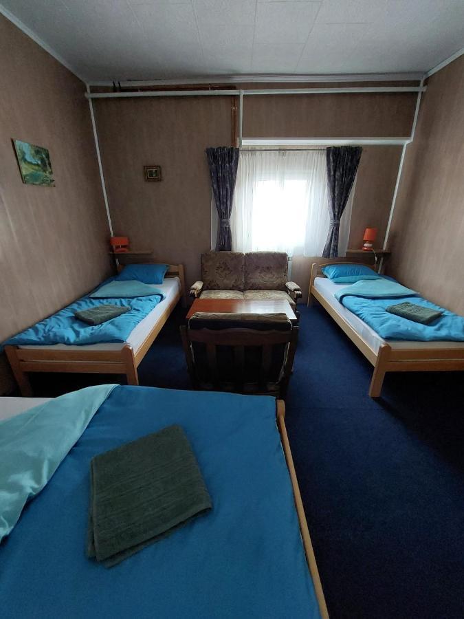 Hostel Suzzzy Novska Ngoại thất bức ảnh
