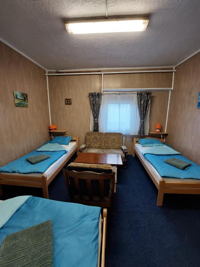 Hostel Suzzzy Novska Ngoại thất bức ảnh
