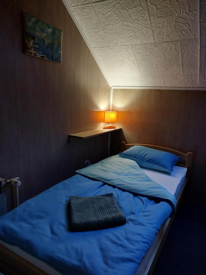 Hostel Suzzzy Novska Ngoại thất bức ảnh