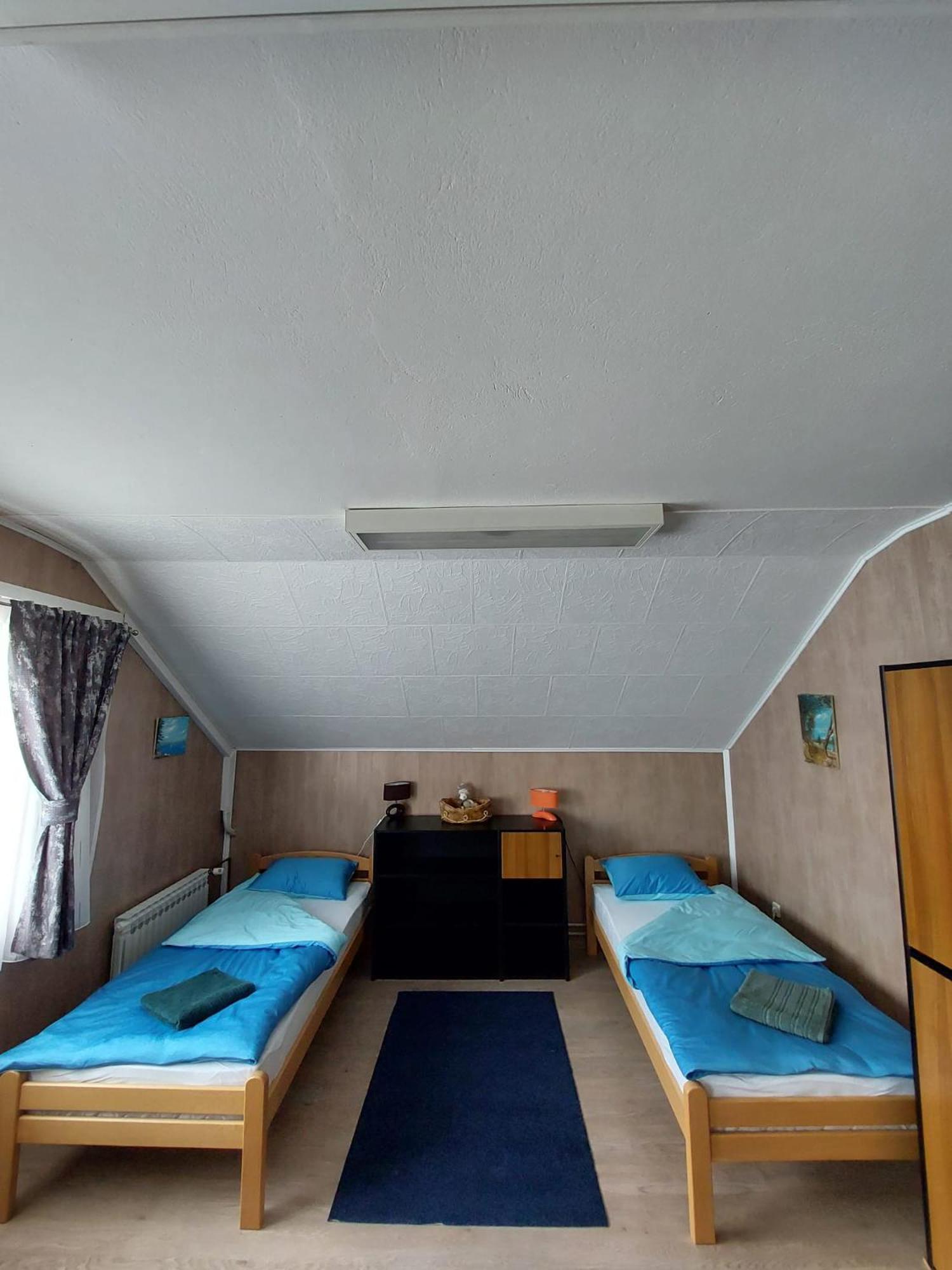 Hostel Suzzzy Novska Ngoại thất bức ảnh